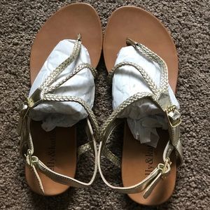 Kelly & Katie Gold sandals, new